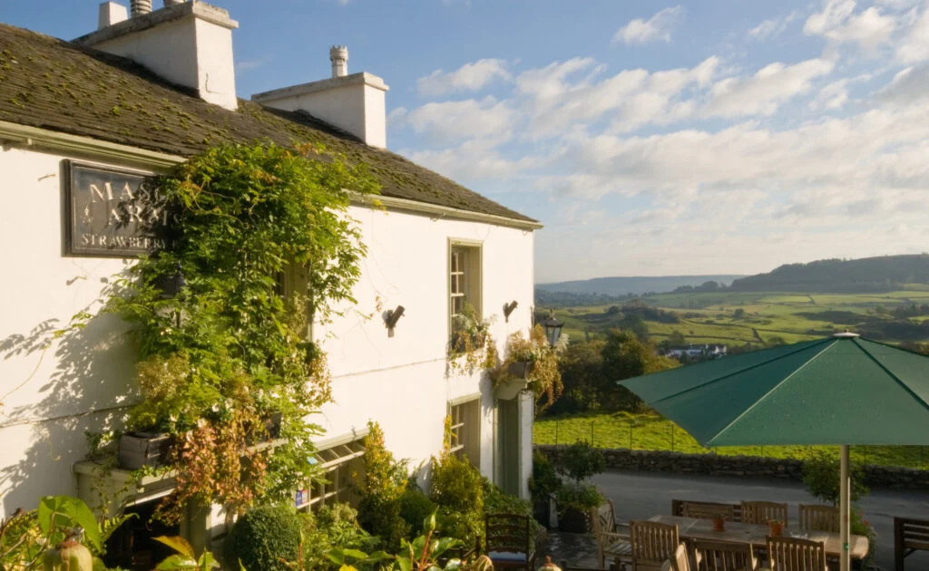 mason arms pub in the lake district