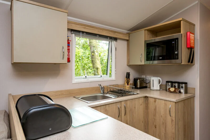 3-bed hire caravan holiday home kitchen