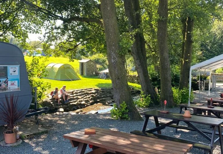 Outdoor Seating at Park Cliffe