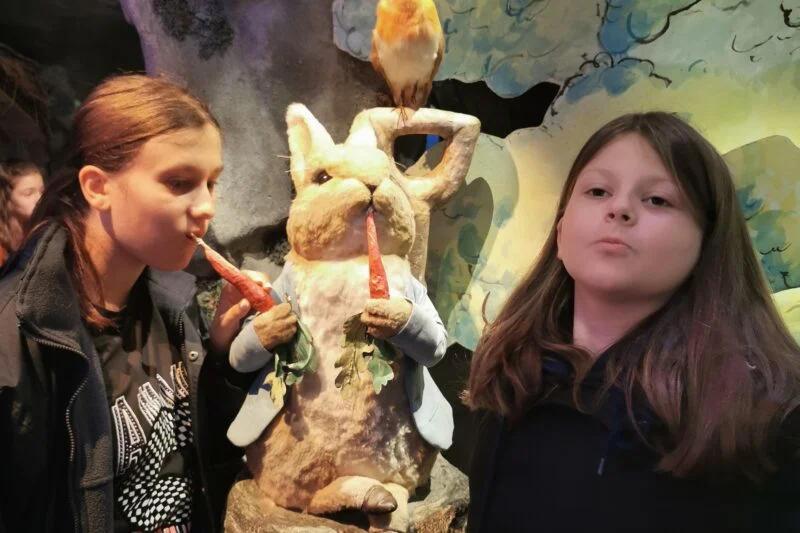 park cliffe bunny and kids pictures