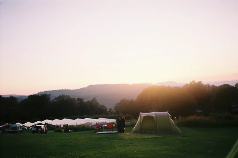 park cliffe camping field
