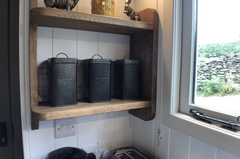Park Cliffe Shepherds Hut Kitchen