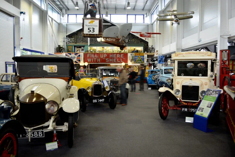 cars in the lakeland motor museum
