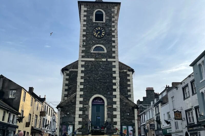 busy day at keswick town