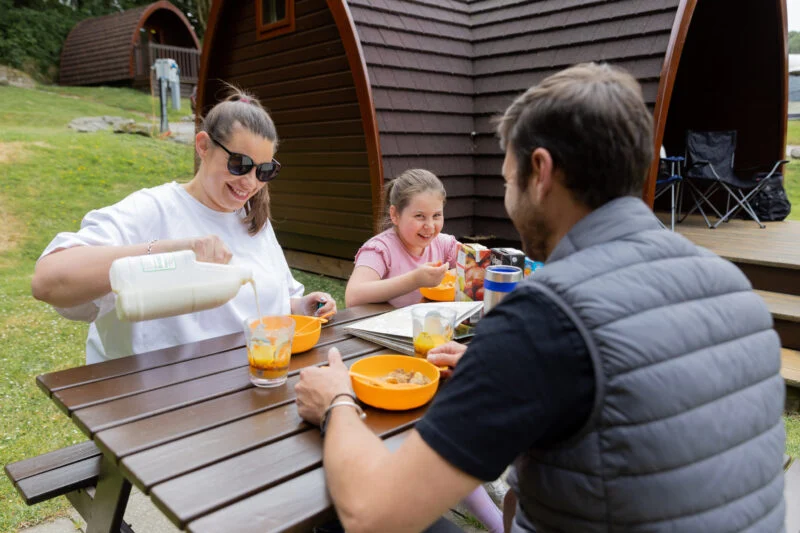 family glamping breakfast at park cliffe