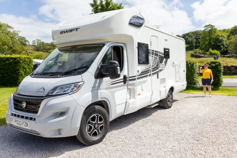 motorhome caravan in park cliffe windermere
