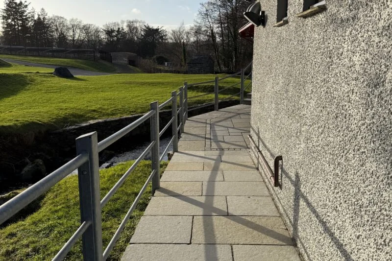 Access round facility block