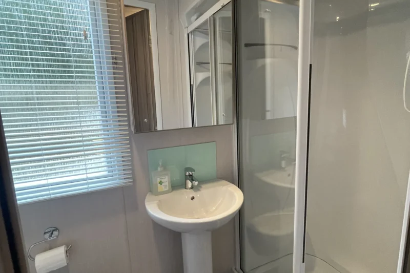 swift arnside burgundy bathroom
