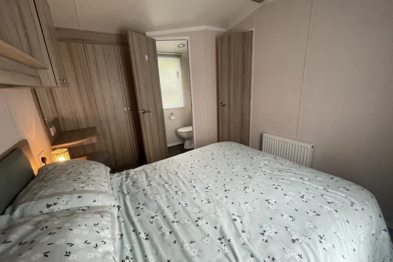 swift arnside burgundy bedroom